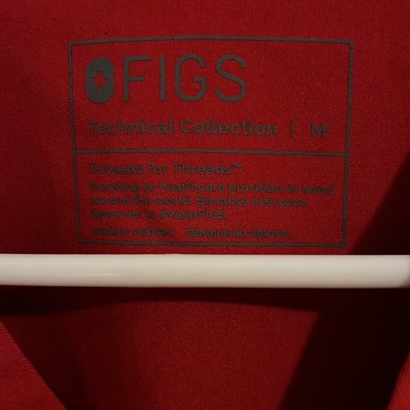 Figs Scrub Top Red Size M - Picture 3 of 4